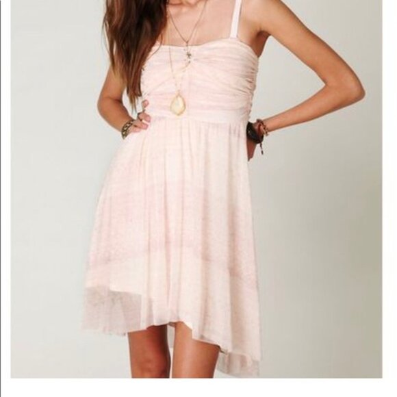 GORGEOUS Free People Dress - Soft Pink Ruched Bodice - Picture 1 of 2